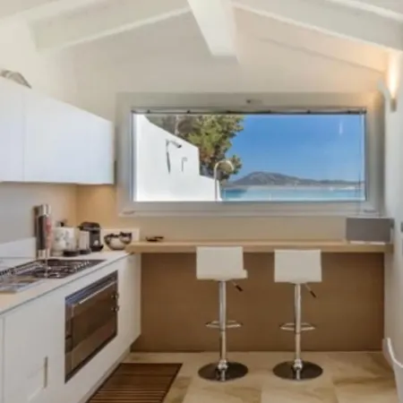 Seafront Bliss Apartamento